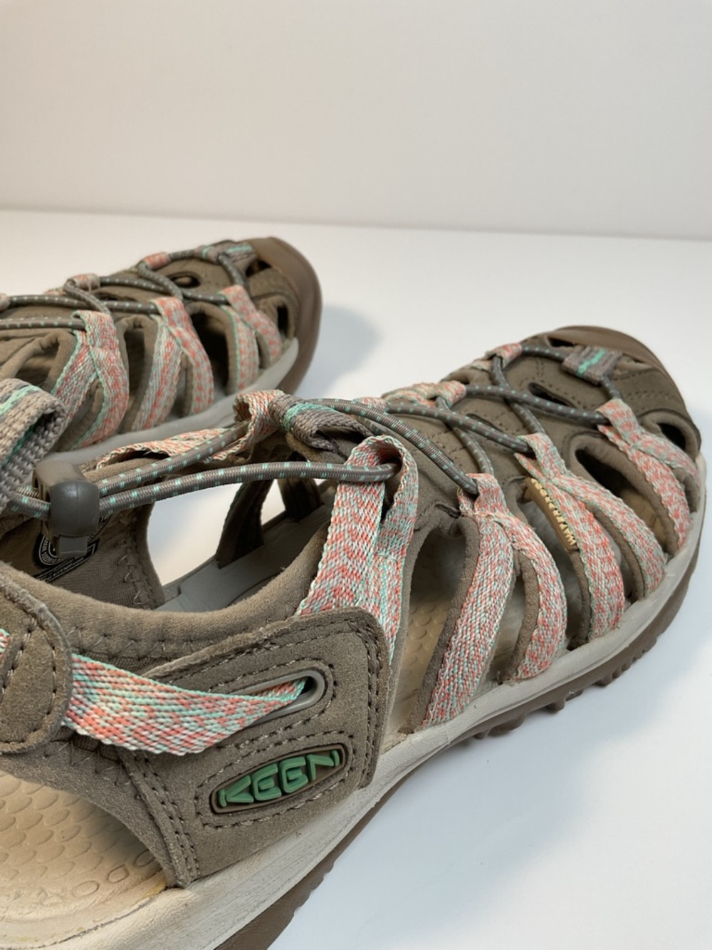 KEEN Waterproof Hiking Sandals Womens Size 7 Outdoor Comfort Trail Shoes - Picture 7 of 10